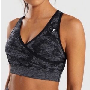 GYMSHARK Women's Black Gray Camo Adapt Seamless Criss Cross Sports Bra
